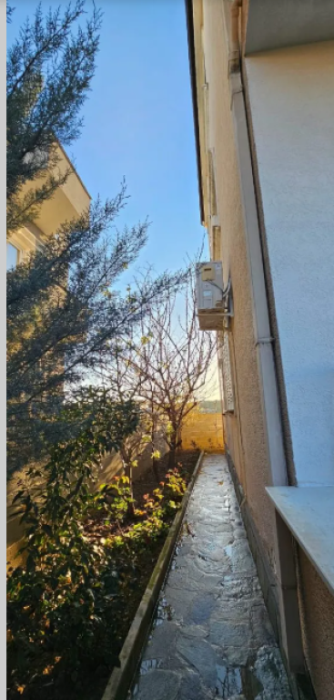 3-Story Villa for Sale in Xhafzotaj Durres