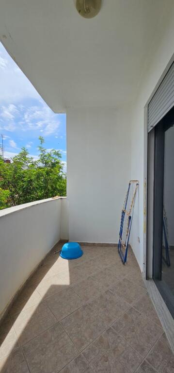 APPARTAMENTO 1+1 IN AFFITTO SHKEMBI KAVAJES, VICINO AL RESORT KAMELIA 340 EURO / MESE (netto)