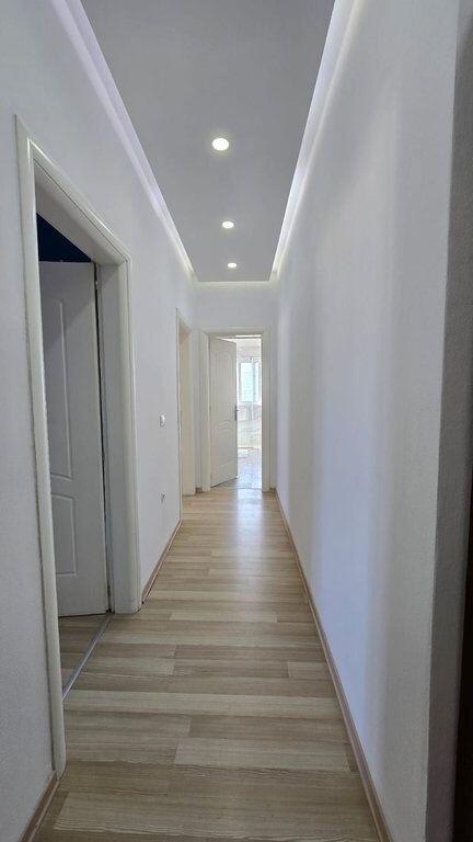 Appartamento 2+1 in affitto a 9 Katshet vicino a Piazza Skenderbej !