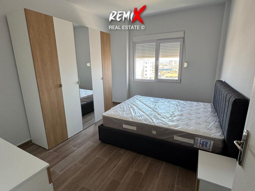 APARTAMENT 2+1 PER QERA PRANE ZJARREFIKESES, MOBILIM I RI