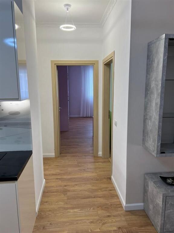Apartament me qira – Rruga Gramoz Pashko, Tiranë
