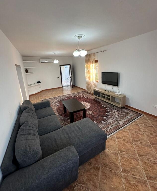 Private house 2nd floor / 2+1 in Kombinat