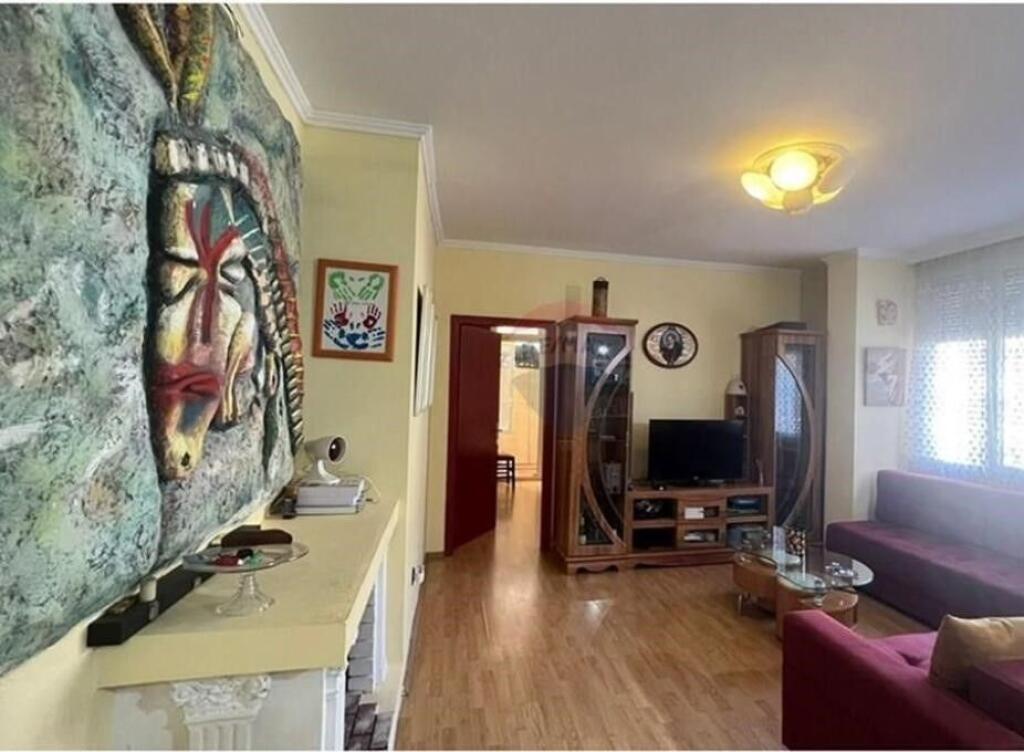 Apartament - Për Shitje - Gjuhët e huaja, Tiranë (ID: 530181096-131)