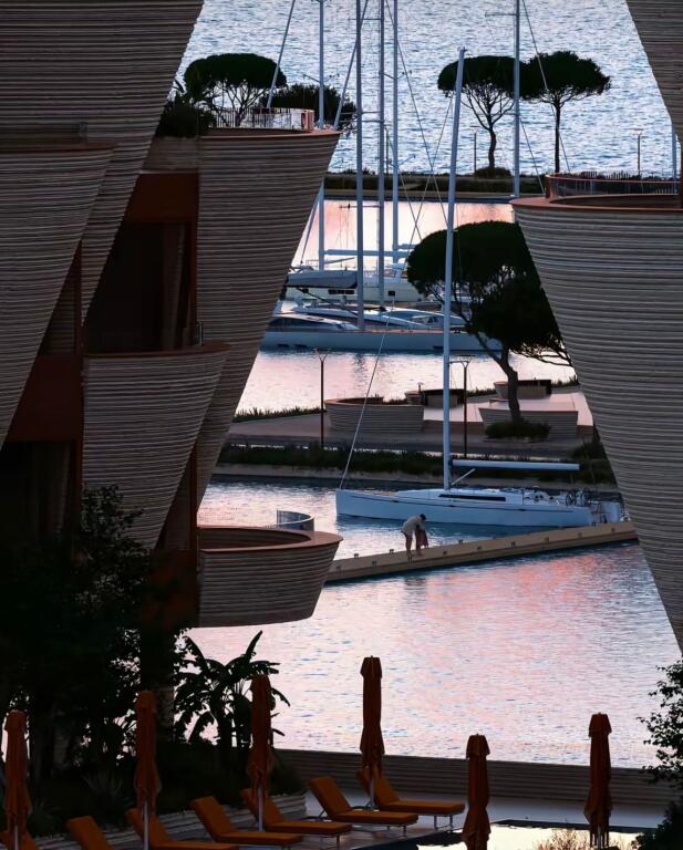 Okazion ne Marina Orikum