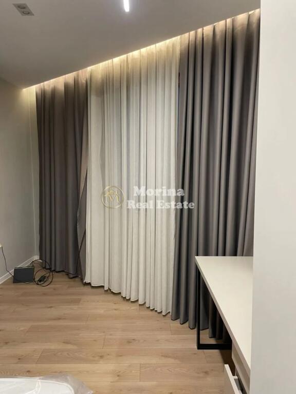 Affitto, Appartamento 1+1 , Boulevard Zogu 1 , 800 euro/mese