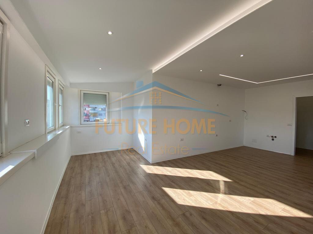 Shitet, Apartament 1+1, Rruga Fortuzi