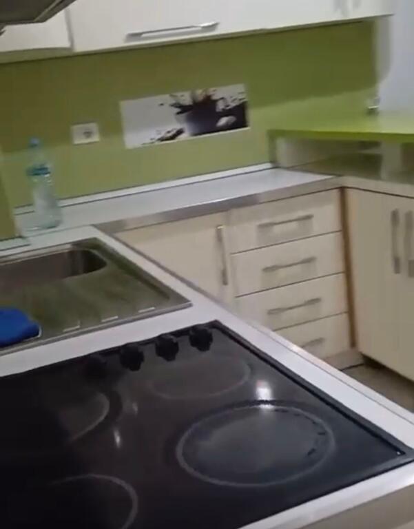 Apartament 1+1 me qira ne Yzberish!