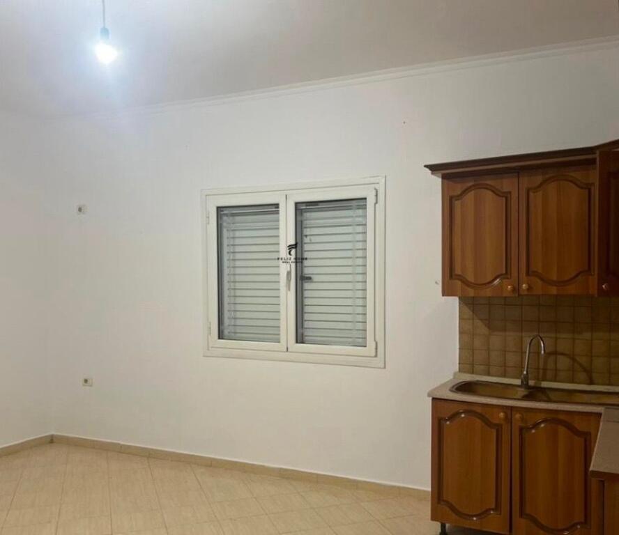 APARTAMENT ME QERA 3+1 DON BOSKO 40.000 LEKE