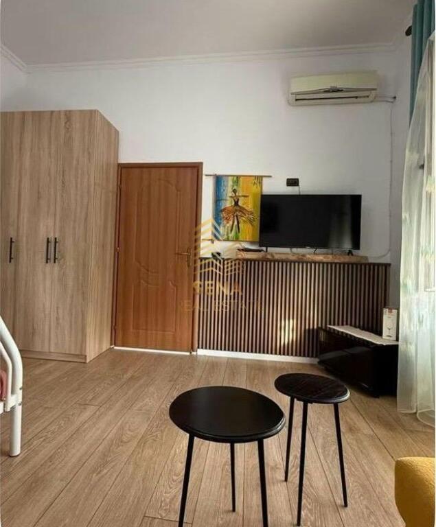 Rent, Studio apartment, 21 December, 300 Euro/month