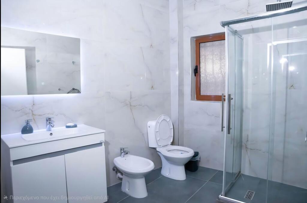 Super 2+1 me Qera afer Bulevardit te Ri