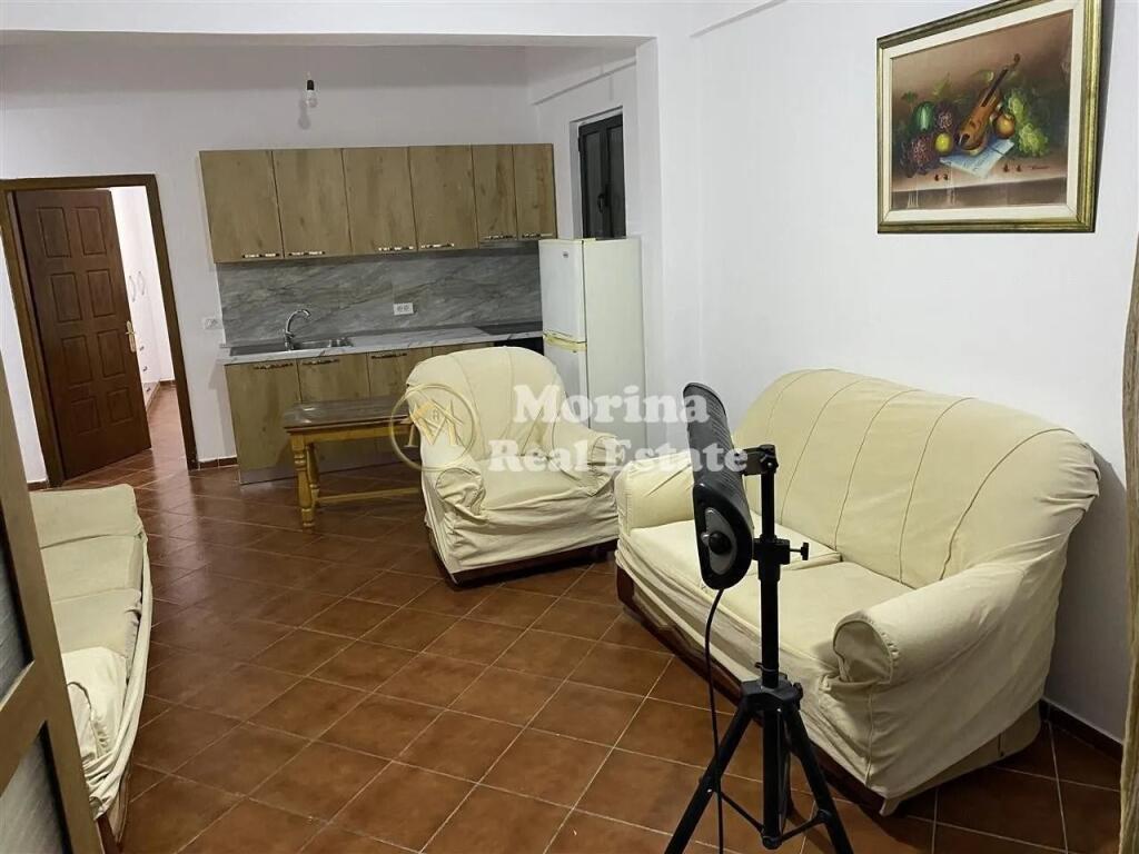 Affitto, Ingresso Privato 2+1, Sauk, 400 euro/mese