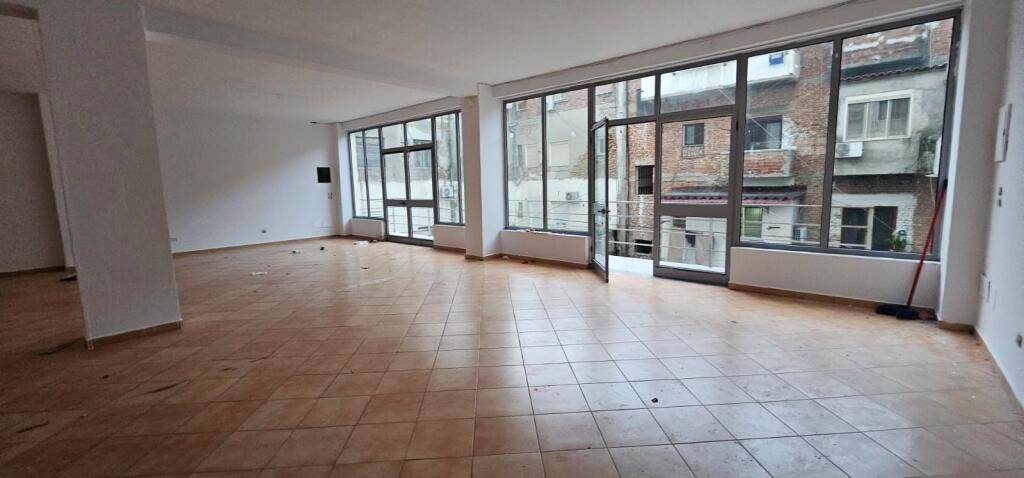 📍 Office for Rent Near the Court, Durrës