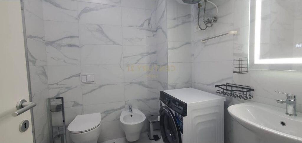 Appartamento in affitto 2+1+2+🅿️