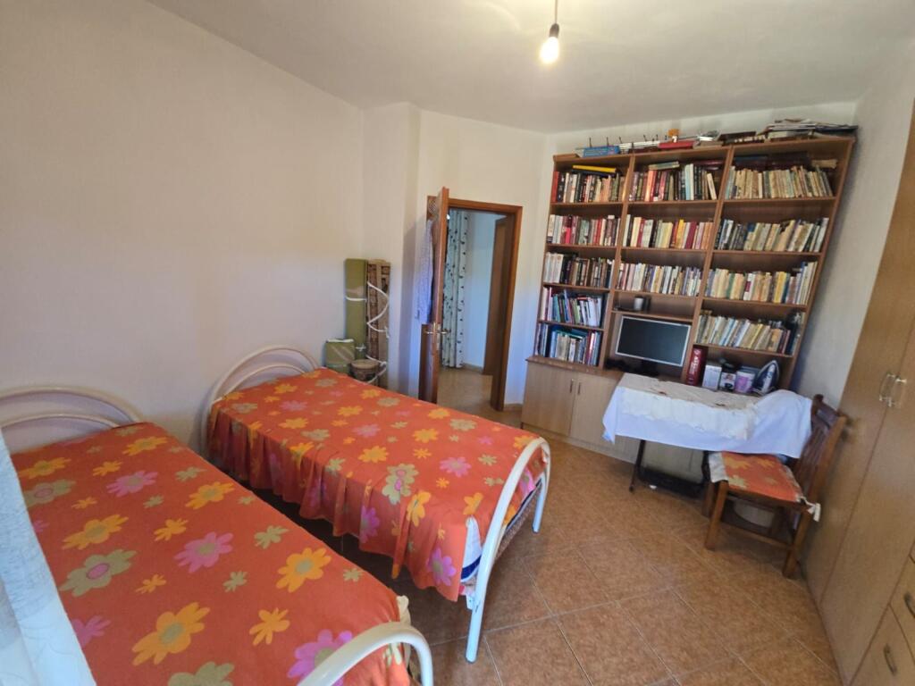 SHITET APARTAMENT 2+1+2 TEK SPITALI DURRES