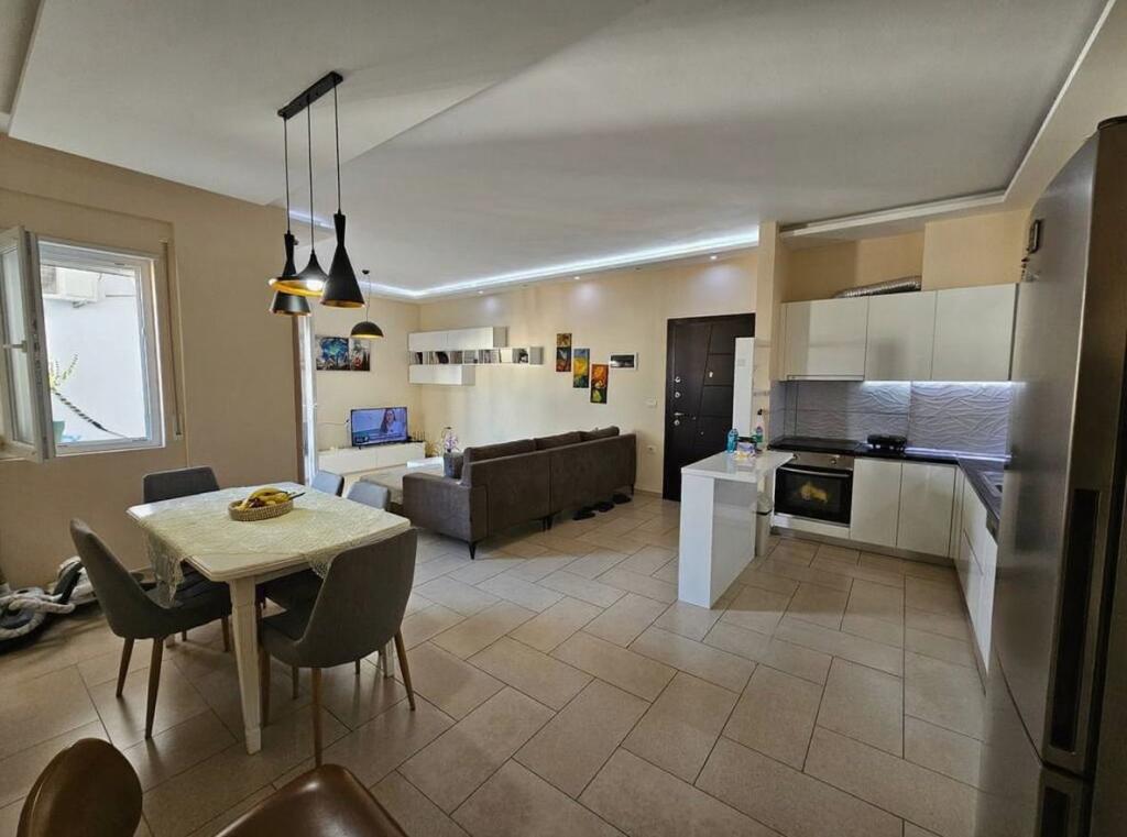 APARTMENT 2+1 FOR SALE NEAR THE BOTANICAL GARDEN!