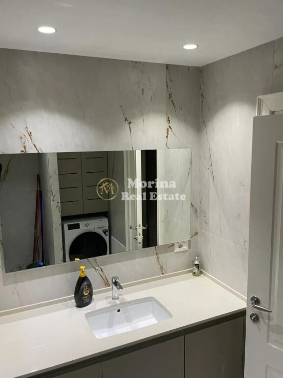 Affitto, Appartamento 1+1 , Boulevard Zogu 1 , 800 euro/mese