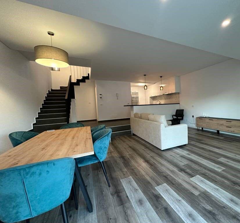 Vilë me Qira në Rezidencën Olive Grove – Luksi dhe Rehatia që Meritoni