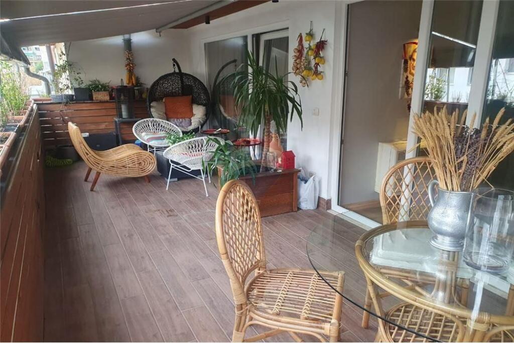 APARTAMENT 1+1+ VERANDE PER QIRA TE JURIDIKU!