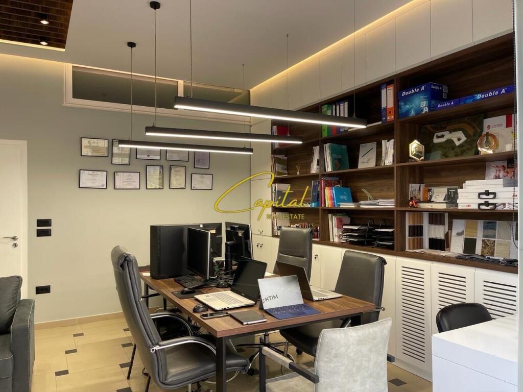 OFFICE FOR RENT 45 M2 KODRA E DIELLIT 600 EURO