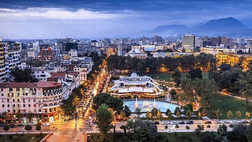 For sale, Duplex 3+1+2+Parking Space, Blloku, Tirana