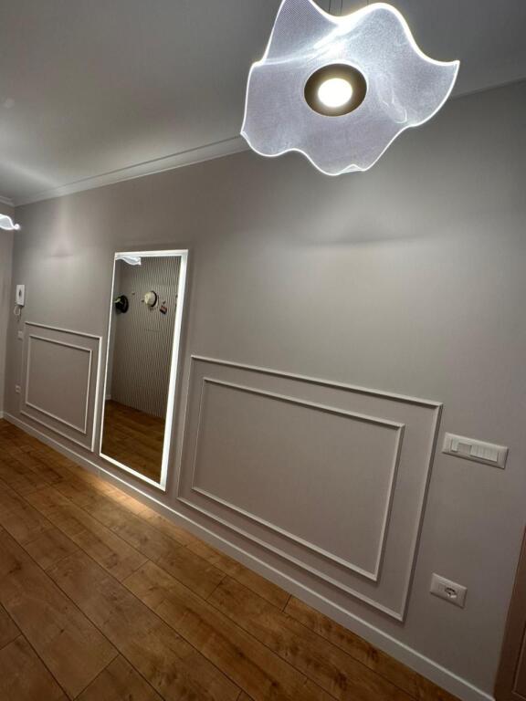 Apartament me Qera , Stacioni i Trenit.