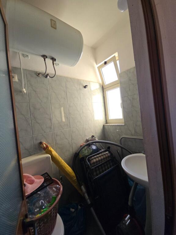 SHITET APARTAMENT 2+1+2 TEK SPITALI DURRES