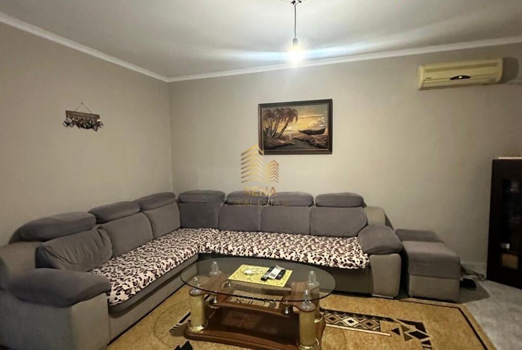 Qira, Apartament 1+1, Laprake -prane Karburant Kupola, 500 Euro I Diskutueshem