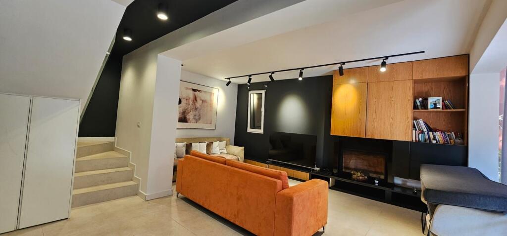 SUPER DUPLEX FOR SALE IN RESORT MAREA QERRET KAVAJE