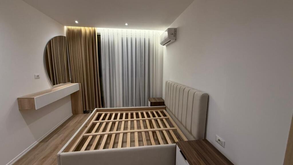 🏡 Shitet apartament modern 1+1 prane Qendres