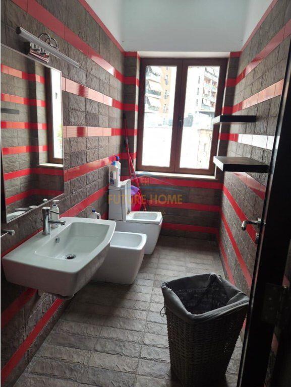 Apartament me qera 2+1+2, Qender, Rruga Dibres, Tiranë