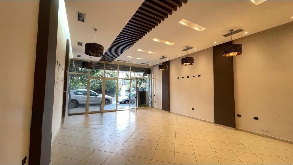 Shop for rent at Çabej Buildings! 500 € /Month