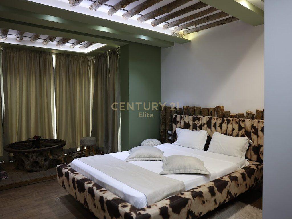 FOR SALE SUPER INVESTED HOTEL