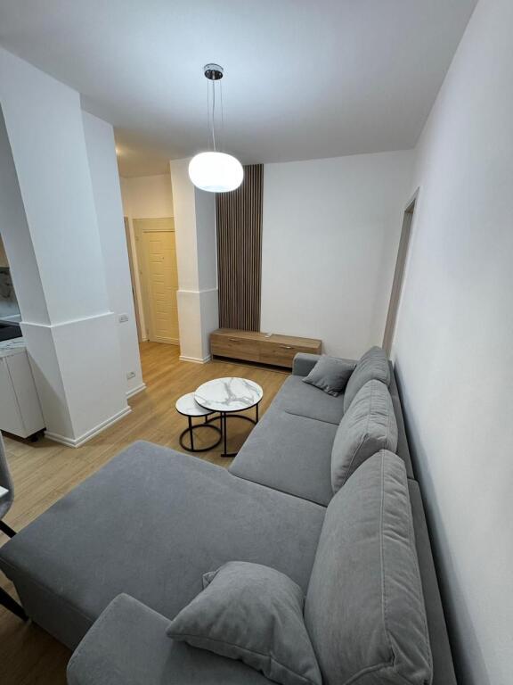 🏡 Shitet Apartament 2+1+2 me Verandë – Rruga Bill Klinton, Kodra e Diellit  💶 Çmimi: 124,000 €
