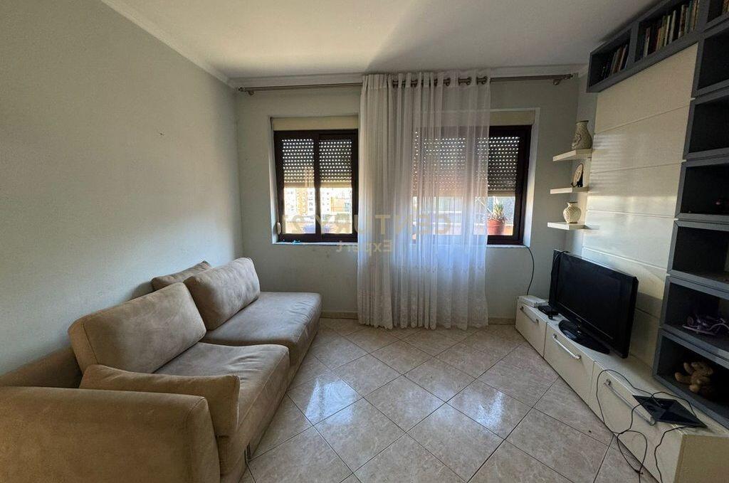 Apartment 2+1 for rent, Sami Frasheri Street