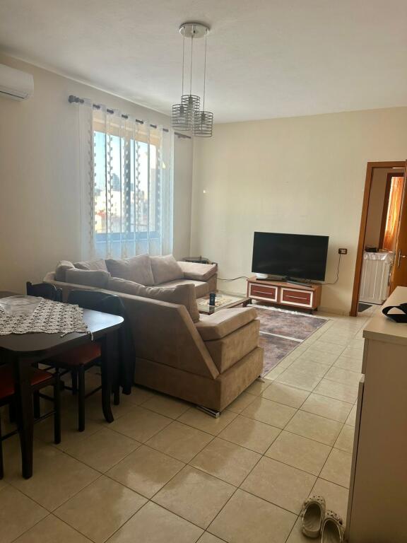 🏢Via Dibres, dopo Villa Gold, affittasi appartamento 1+1 arredato 530 Euro