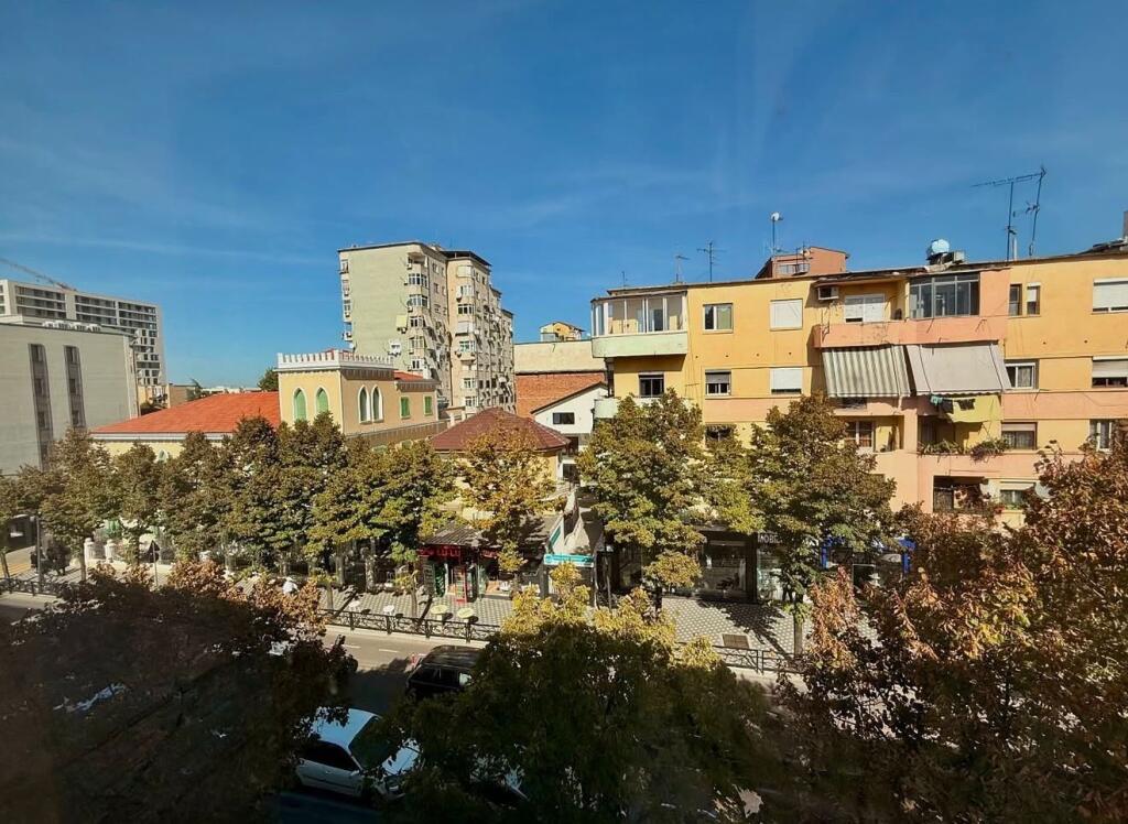 Affittasi appartamento 1+1+🅿️posto auto in Via Durazzo