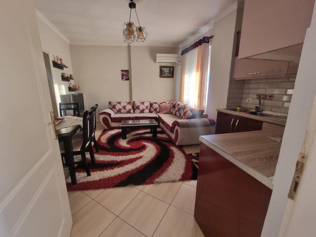 Apartment for rent 2+1 Misto mame , Cabej Buildings