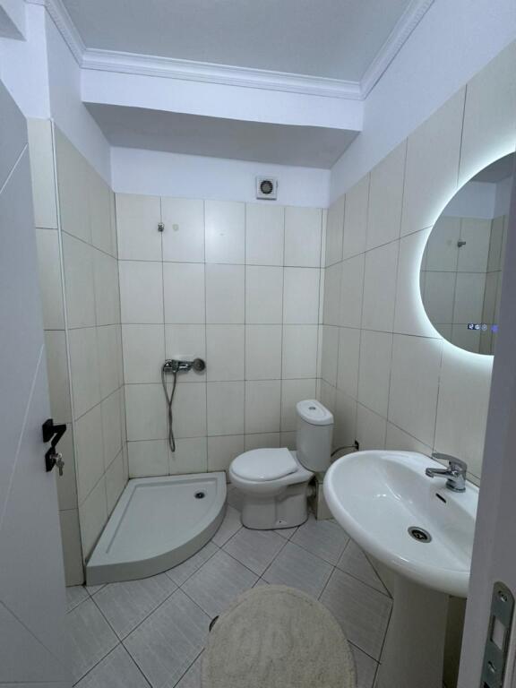 Shitet: Apartament 2+1+2  Kati 2  Sip: 107.25 m/2  📍Kompleksi ROMARIO~Astir,(Prane Bar Artisti)  Cmimi: 173.000 euro