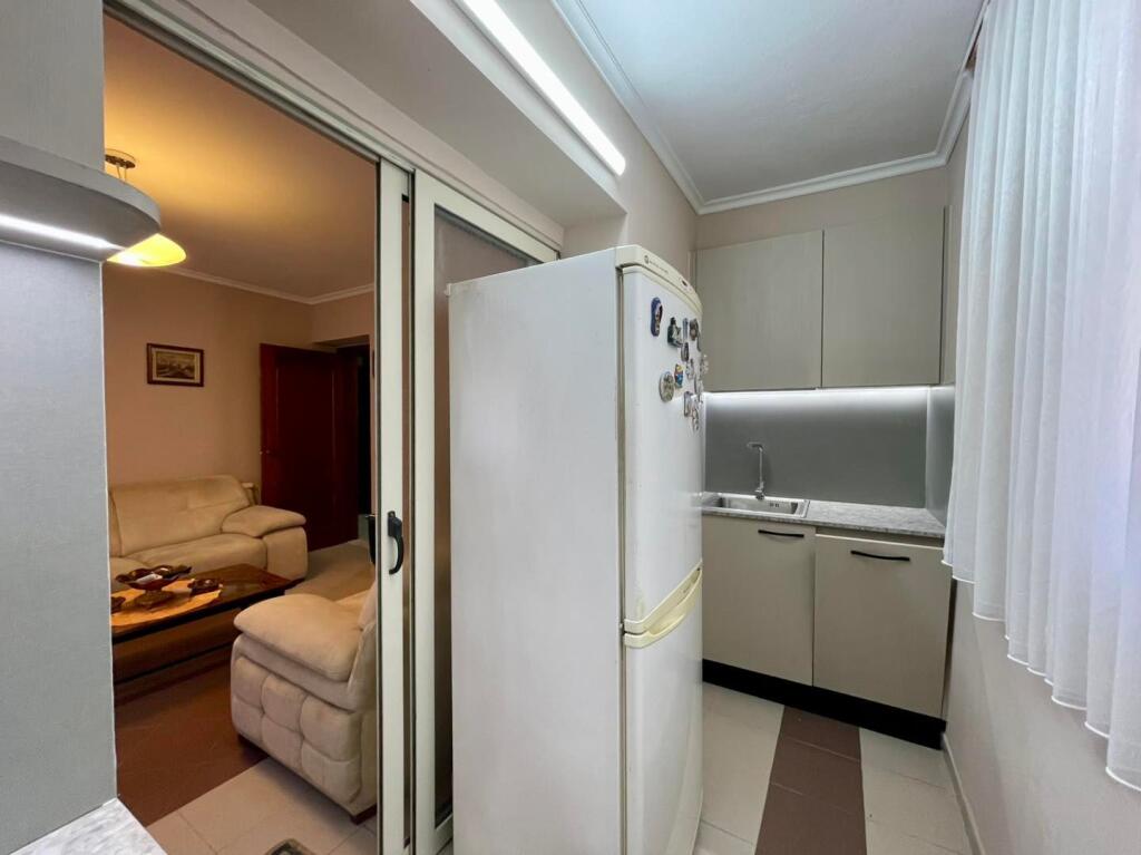 IN VENDITA appartamento 2+1 presso l'Ambasciata Cinese, Via Durazzo con una SUPER POSIZIONE!!!