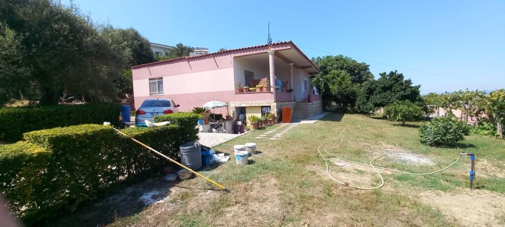 SHITET SHPTEPI PRIVATE 1-KATESHE SPITALLE DURRES