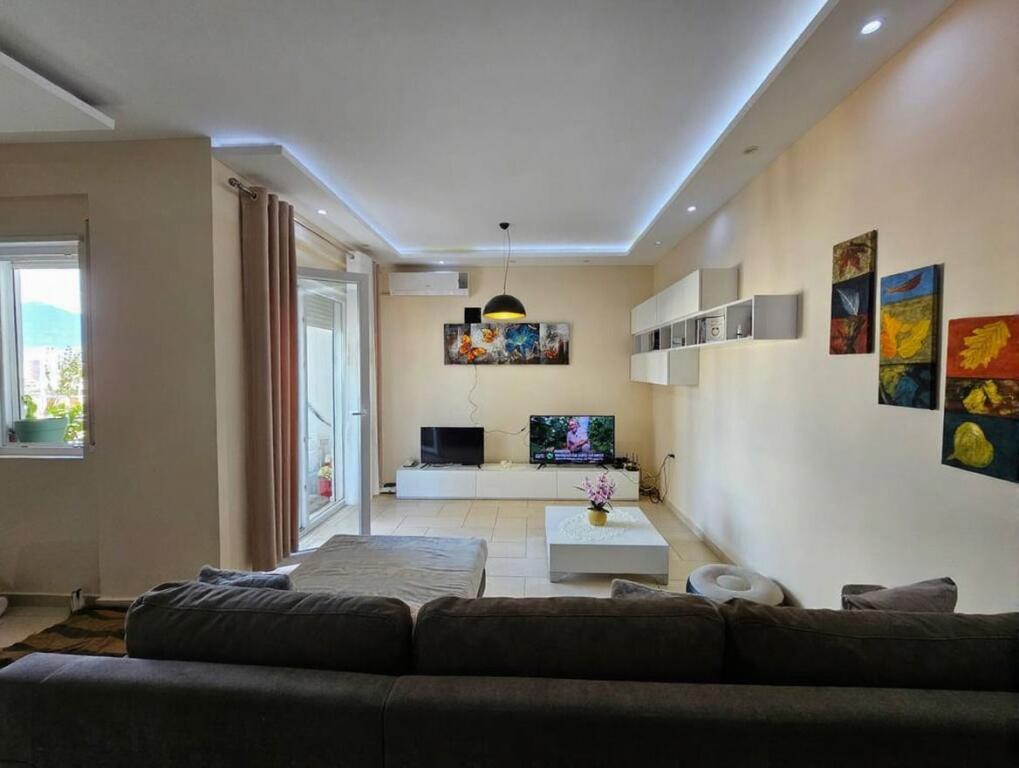 APARTMENT 2+1 FOR SALE NEAR THE BOTANICAL GARDEN!