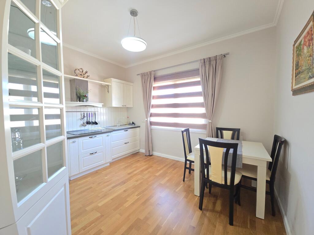 Penthouse 2+1+veranda Dry Lake