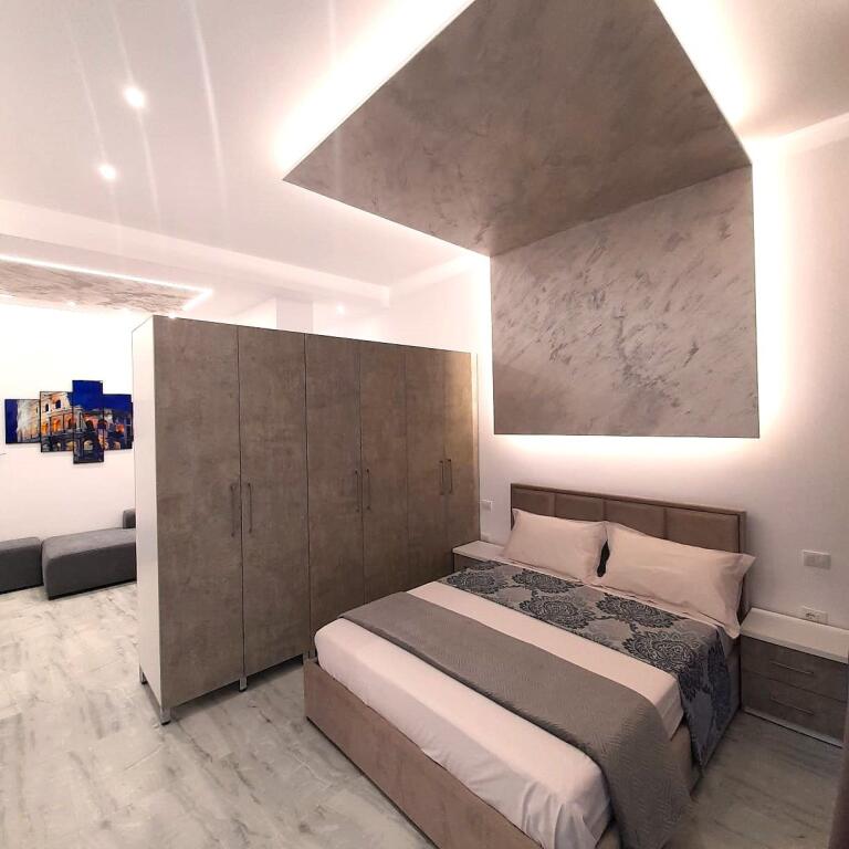 Apartament i RINOVUAR rishtas 500 m nga DETI