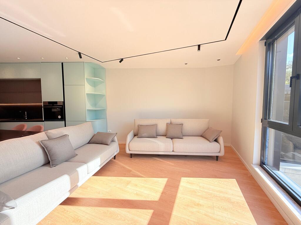 Apartament 2+1+2 per qira I pabanuar me pare Kopshti zoologjik, Salillari