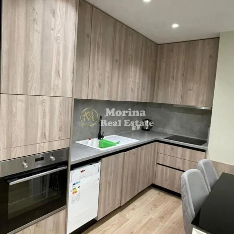 Affitto, Appartamento 1+1 , Boulevard Zogu 1 , 800 euro/mese