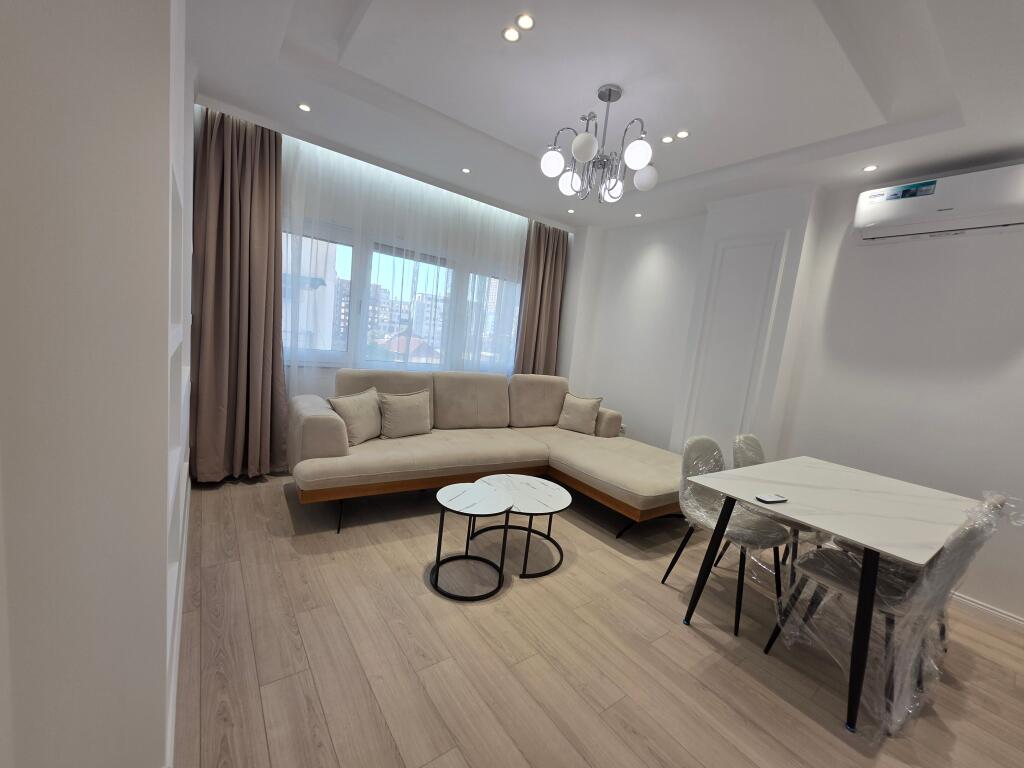 Jepet apartament 2+1+post parkimi, Rruga Kavajes, prane Kishes Katolike