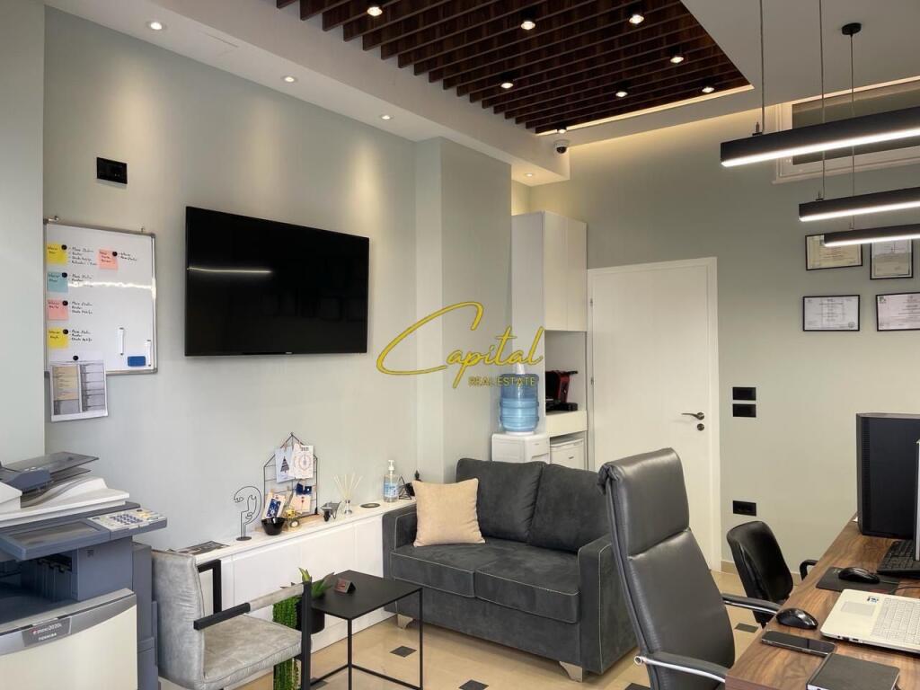OFFICE FOR RENT 45 M2 KODRA E DIELLIT 600 EURO