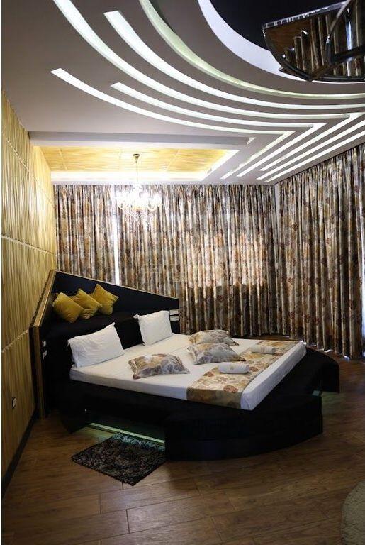 FOR SALE SUPER INVESTED HOTEL