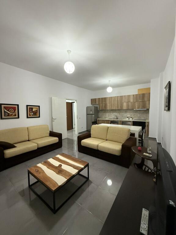 Jepet me qira: Apartament 1+1 | Porcelan