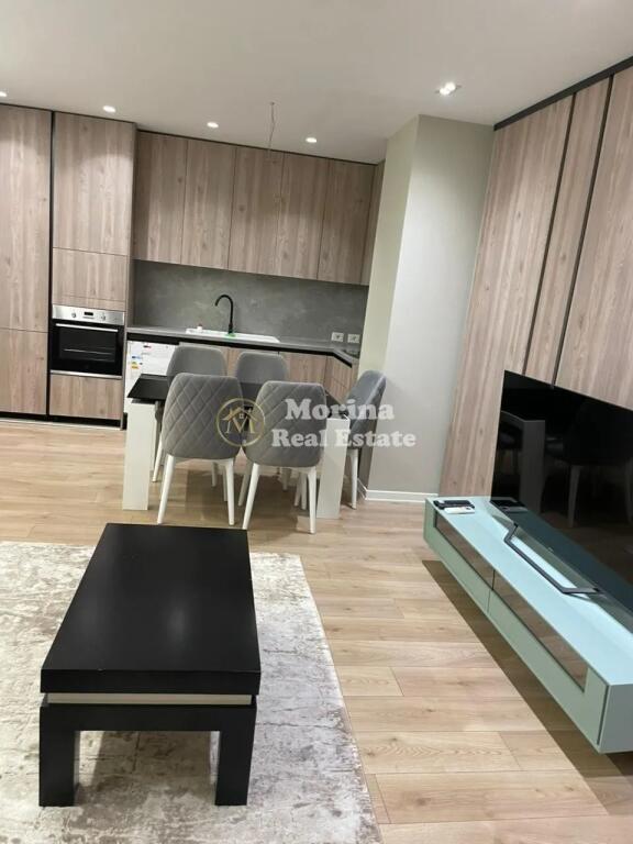 Affitto, Appartamento 1+1 , Boulevard Zogu 1 , 800 euro/mese